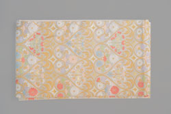 色無地　貸衣装レンタル　白/ゴールド色