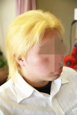 仙台市ホワイトブリーチ&赤・青のヘアカラー