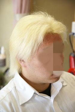 仙台市ホワイトブリーチ&赤・青のヘアカラー